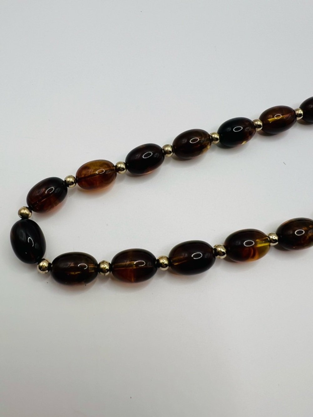 Vintage Brown Lucite Bead Necklace Earrings Set Gold Tone Oval Beads - Picture 2 of 4